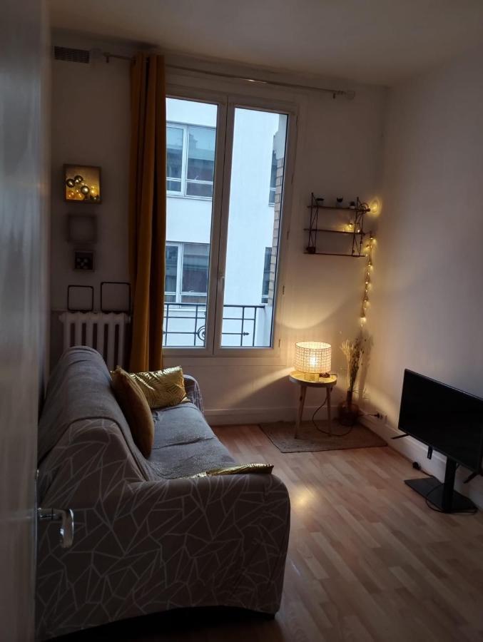 Parisian Vibes A Clichy Apartment Exterior photo